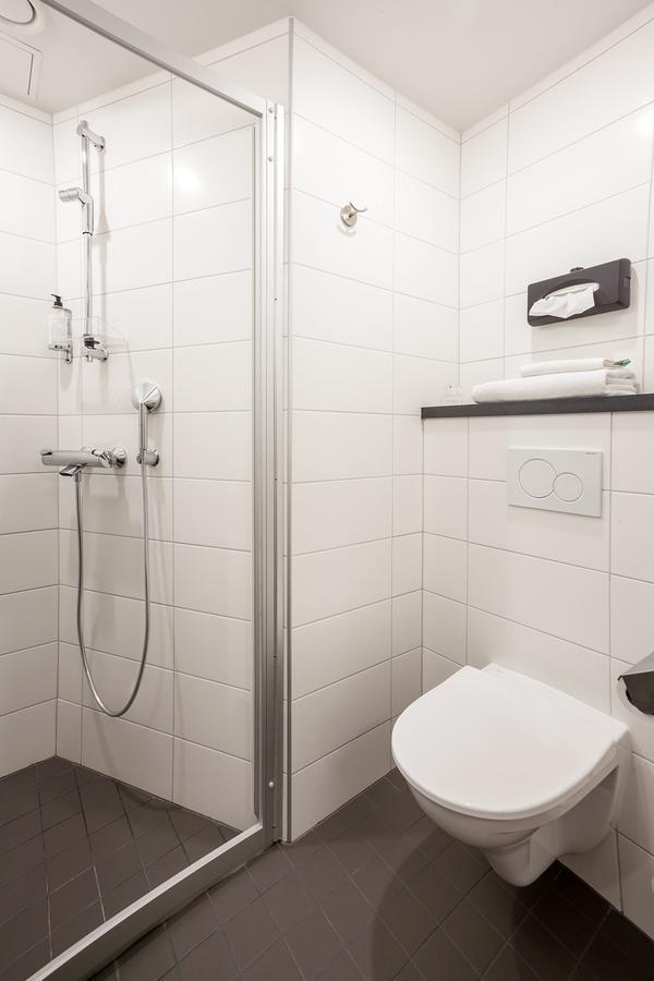 Pietarsaaren Kaupunginhotelli Jakobstad Extérieur photo