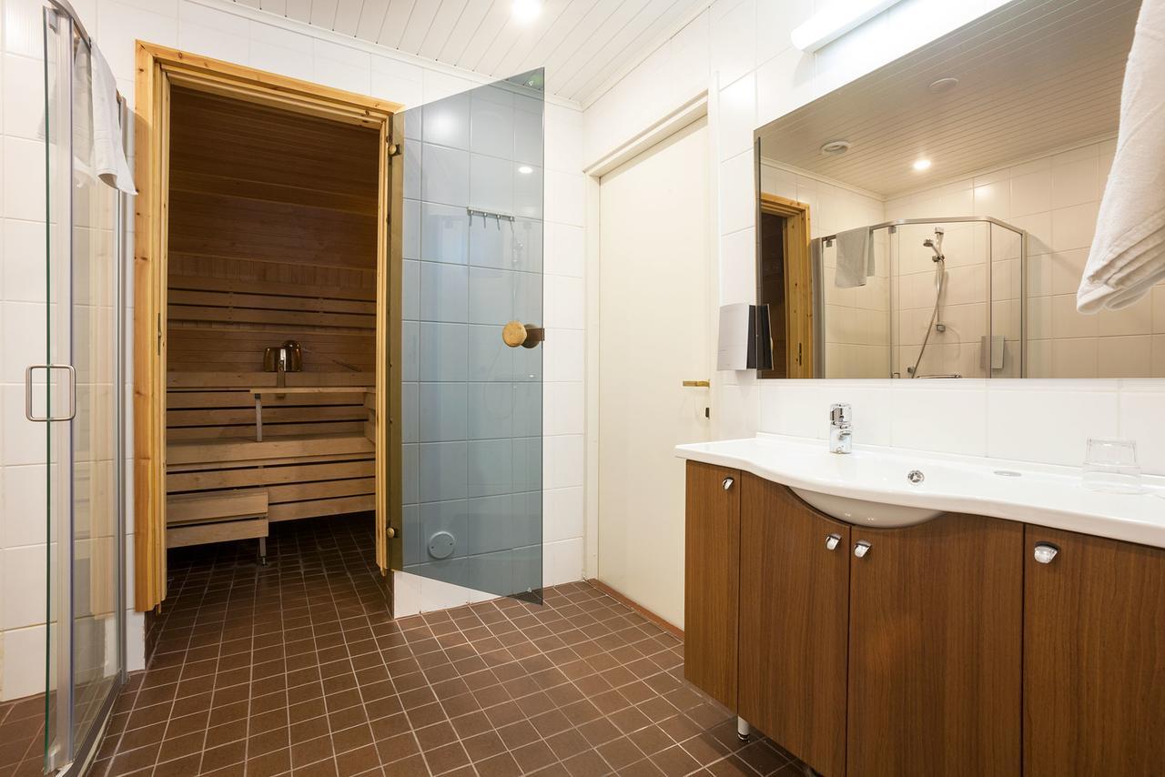 Pietarsaaren Kaupunginhotelli Jakobstad Extérieur photo